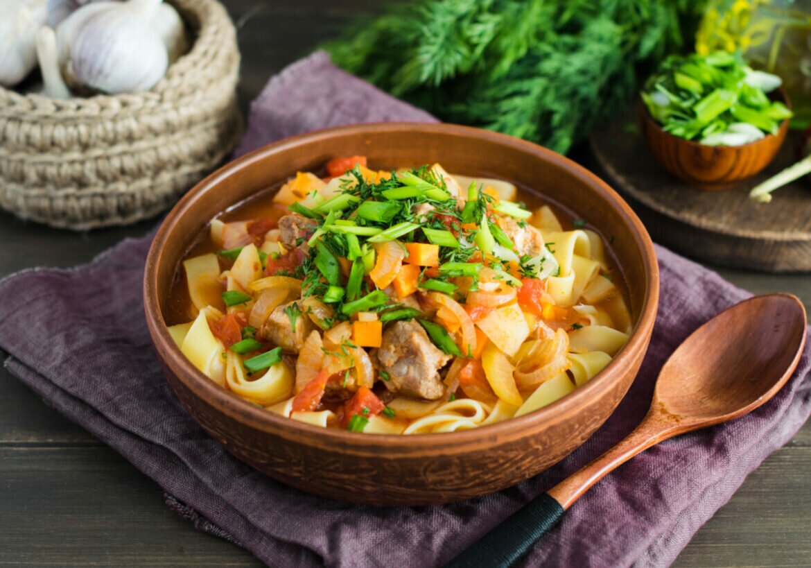 lagman-so-svininoy-500×350-1200×840.jpg